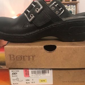 BORN JOEY BLACK SIZE 9